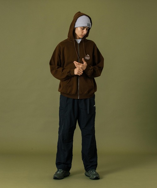 BACKSIDE SLANTED OG ZIP HOODED SWEATSHIRT（パーカー