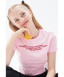 A'GEM/9 × .kom『LUV IS TRUE/ラブ イズ トゥルー』 LETTERING TEE/レタリング グラフィック 半袖Tシャツ カットソー