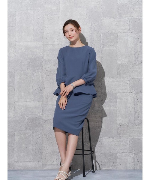 Perfect Suit FActory（パーフェクトスーツファクトリー）の「【セットアップ可能】2WAYペプラム　ブラウス　ブルー/ベージュ（シャツ/ブラウス・レディース・ブルー/ベージュ・S/M/L）」の20枚目の写真