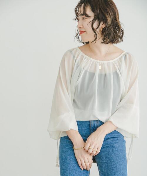 ITEMS URBANRESEARCH(アイテムズ アーバンリサーチ)の「シアーストライプギャザーブラウス(シャツ/ブラウス・レディース・ブラック/オフホワイト/ピンク・FREE)」の2枚目の写真