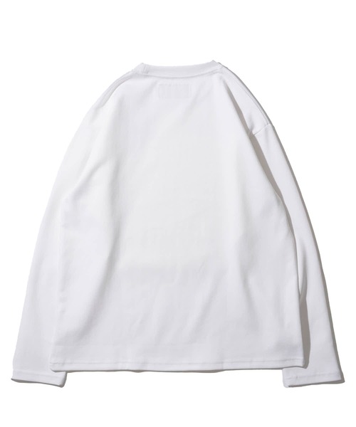 UNIVERSAL OVERALL(ユニバーサルオーバーオール)の「【UNIVERSAL OVERALL】別注 リラックスフィット 刺繍 ポンチロングスリーブTシャツ(Tシャツ/カットソー・メンズ・ホワイト/ブラック/チャコールグレー/オートミール/杢グレー/カーキ・MEDIUM/LARGE/X-LARGE)」の13枚目の写真