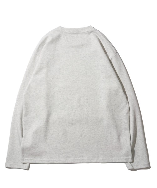 UNIVERSAL OVERALL(ユニバーサルオーバーオール)の「【UNIVERSAL OVERALL】別注 リラックスフィット 刺繍 ポンチロングスリーブTシャツ(Tシャツ/カットソー・メンズ・ホワイト/ブラック/チャコールグレー/オートミール/杢グレー/カーキ・MEDIUM/LARGE/X-LARGE)」の7枚目の写真