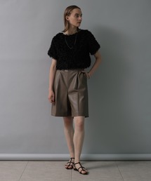 CADUNE（カデュネ）の「フェイクレザーショートパンツ（その他パンツ