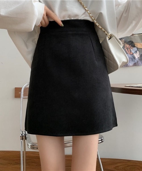 LADY LIKE(レディライク)の「シンプル台形ミニスカート(スカート・レディース・ライトブラウン/ブラック/アイボリー/ダークブラウン・M)」の5枚目の写真