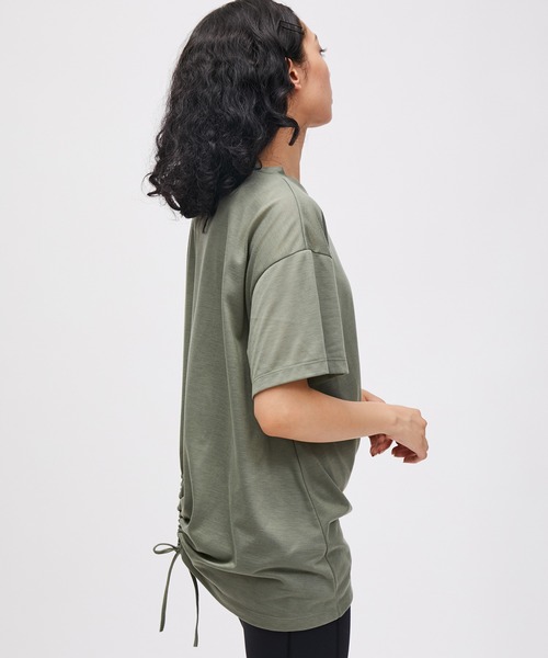 NERGY（ナージー）の「【セットアイテム】【UV & 吸水速乾】タンクレイヤード シャーリングTシャツ（アンサンブル・レディース・レンガ/グリーン/ブラック・FREE）」の8枚目の写真