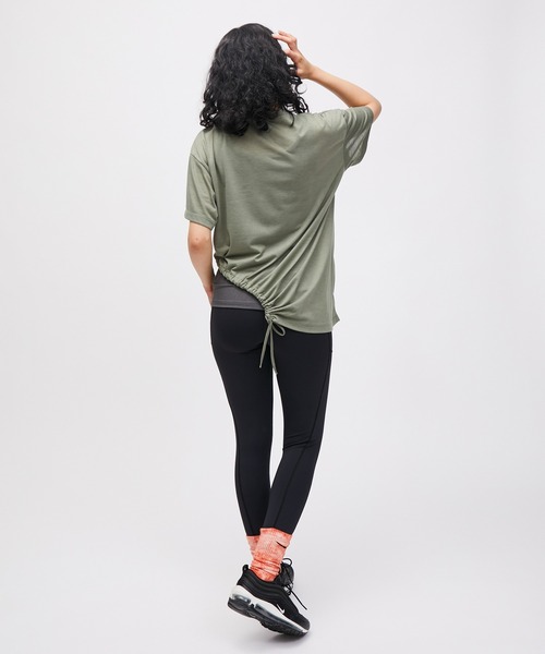 NERGY（ナージー）の「【セットアイテム】【UV & 吸水速乾】タンクレイヤード シャーリングTシャツ（アンサンブル・レディース・レンガ/グリーン/ブラック・FREE）」の15枚目の写真