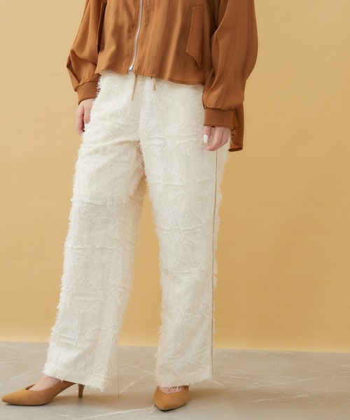 LUGIVA(ルギヴァ)の「LUGIVa カットジャガードパンツ(その他パンツ・レディース・ホワイト/ブラック・FREE)」の3枚目の写真