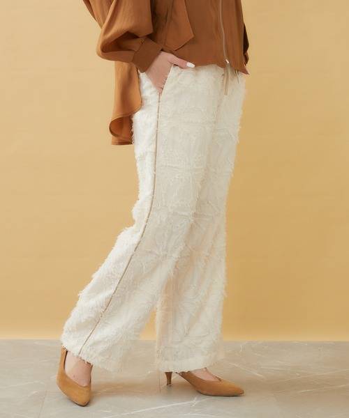 LUGIVA(ルギヴァ)の「LUGIVa カットジャガードパンツ(その他パンツ・レディース・ホワイト/ブラック・FREE)」の17枚目の写真