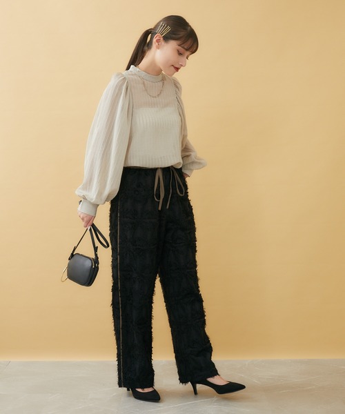 LUGIVA(ルギヴァ)の「LUGIVa カットジャガードパンツ(その他パンツ・レディース・ホワイト/ブラック・FREE)」の4枚目の写真