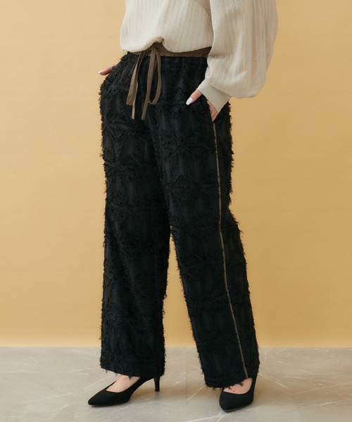 LUGIVA(ルギヴァ)の「LUGIVa カットジャガードパンツ(その他パンツ・レディース・ホワイト/ブラック・FREE)」の13枚目の写真