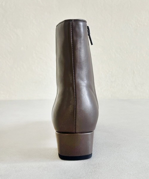 WA ORiental TRaffic(ダブルエーオリエンタルトラフィック)の「スクエアトゥ プレーン ショートブーツ 32401(ブーツ・レディース・ブラック/ホワイト/グレー/ベージュ・S/M/L/LL/3L/SS)」の12枚目の写真