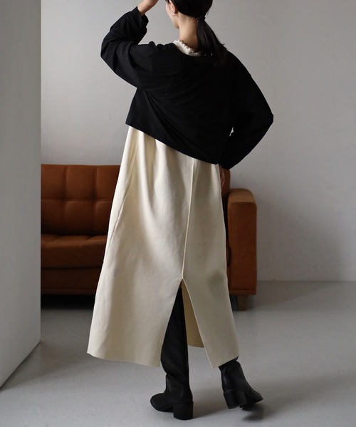 sakishimatokyo(サキシマトーキョー)の「パールボタンキーネックワンピース(ワンピース・レディース・ベージュ/ブラック/グレー/アイボリー・FREE)」の13枚目の写真