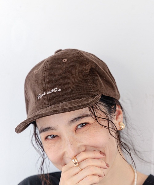 studio CLIP(スタディオクリップ)の「【抗菌防臭】コーデュロイロゴキャップ(キャップ・レディース・ブラック/キャメル/ブラウン/アイボリー・FREE)」の8枚目の写真