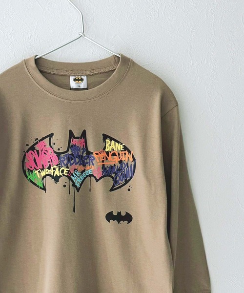ZI-ON(ジーオン)の「BATMAN バットマン ロゴロンT(Tシャツ/カットソー・キッズ・杢グレー/ネイビー/ベージュ/ブラック/オレンジ/オフホワイト/ネイビー系/ブラック系その他・150cm/140cm/160cm/130cm/110cm/120cm)」の6枚目の写真