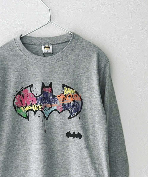 ZI-ON(ジーオン)の「BATMAN バットマン ロゴロンT(Tシャツ/カットソー・キッズ・杢グレー/ネイビー/ベージュ/ブラック/オレンジ/オフホワイト/ネイビー系/ブラック系その他・150cm/140cm/160cm/130cm/110cm/120cm)」の5枚目の写真