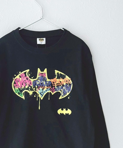 ZI-ON(ジーオン)の「BATMAN バットマン ロゴロンT(Tシャツ/カットソー・キッズ・杢グレー/ネイビー/ベージュ/ブラック/オレンジ/オフホワイト/ネイビー系/ブラック系その他・150cm/140cm/160cm/130cm/110cm/120cm)」の3枚目の写真