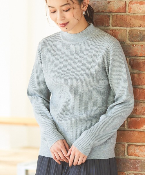 Honeys（ハニーズ）の「ヒアルロン酸ハイネックニット（ニット/セーター・レディース・サックスブルー/アイボリー/ライトブラウン/杢グレー/グリーン/ベージュ/ブラック/レッド系その他/ライトグリーン・L/M/S/LL）」の3枚目の写真