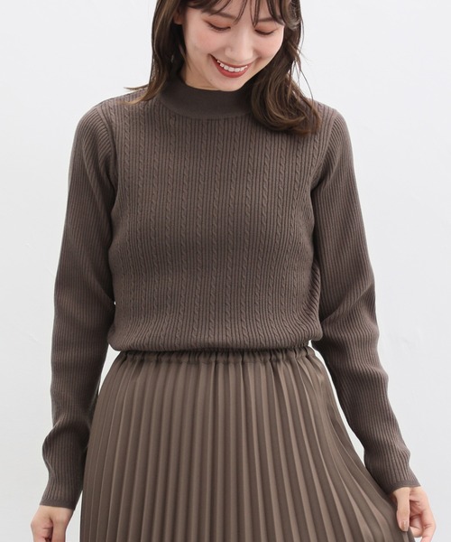 Honeys（ハニーズ）の「ヒアルロン酸ハイネックニット（ニット/セーター・レディース・サックスブルー/アイボリー/ライトブラウン/杢グレー/グリーン/ベージュ/ブラック/レッド系その他/ライトグリーン・L/M/S/LL）」の4枚目の写真