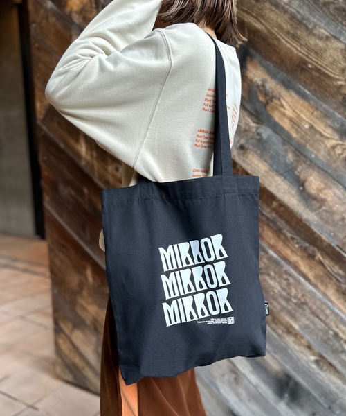 mi via loca(ミヴィアロカ)の「RECYCLED SOFT FABRIC MIRRORロゴ トートバッグ(トートバッグ・レディース・ホワイト系その他/アイボリー/ブラック/レッド・FREE)」の17枚目の写真