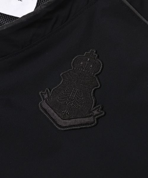 TAKAHIROMIYASHITATheSoloIst.(タカヒロミヤシタザソロイスト)の「back gusset sleeve v-neck football shirt.(bone type02)(その他トップス・メンズ・ブラック×ホワイト/ブラック×ブラック・46/44)」の3枚目の写真
