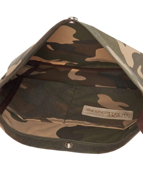 TOFF&LOADSTONE（トフアンドロードストーン）の「サコッシュ カモフラージュ（ショルダーバッグ・メンズ・カーキ・00）」の6枚目の写真