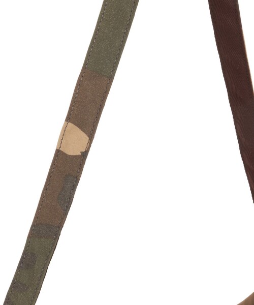 TOFF&LOADSTONE（トフアンドロードストーン）の「サコッシュ カモフラージュ（ショルダーバッグ・メンズ・カーキ・00）」の7枚目の写真