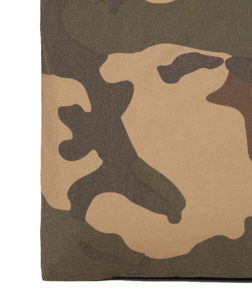 TOFF&LOADSTONE（トフアンドロードストーン）の「サコッシュ カモフラージュ（ショルダーバッグ・メンズ・カーキ・00）」の9枚目の写真