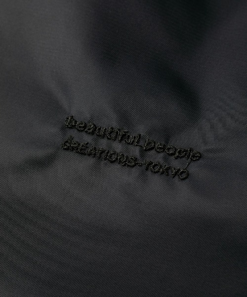 beautiful people(ビューティフルピープル)の「mobious bag in nylontwill S(ハンドバッグ・レディース・グレー/ブラウン/ブラック・FREE)」の7枚目の写真