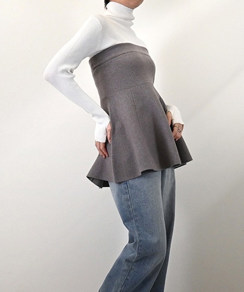 STYLEBLOCK（スタイルブロック）の「ペプラムベアトップ（Tシャツ/カットソー・レディース・ブラック/グレー/グレイッシュベージュ・M）」の6枚目の写真