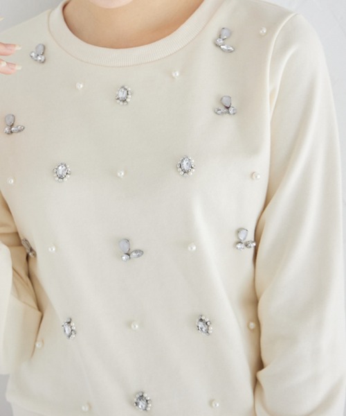 tocco closet(トッコ クローゼット)の「【ZOZO限定カラー】ビジュー付き裏毛プルオーバー(スウェット・レディース・チャコールグレー/グレー/クリーム・M)」の8枚目の写真