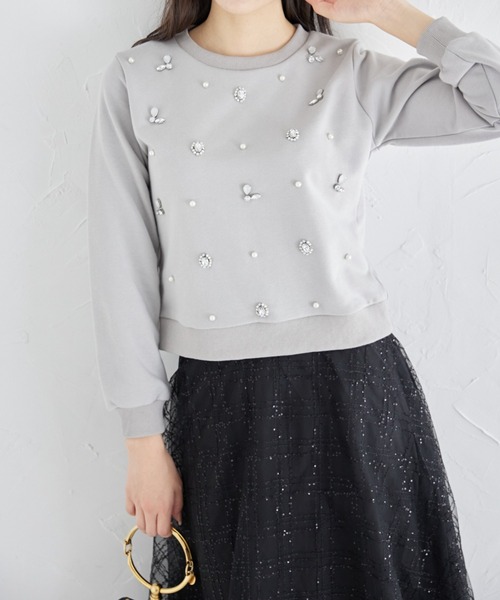 tocco closet(トッコ クローゼット)の「【ZOZO限定カラー】ビジュー付き裏毛プルオーバー(スウェット・レディース・チャコールグレー/グレー/クリーム・M)」の10枚目の写真