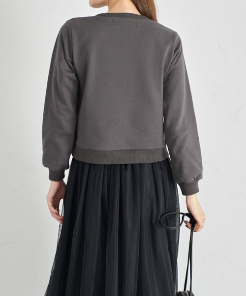 tocco closet(トッコ クローゼット)の「【ZOZO限定カラー】ビジュー付き裏毛プルオーバー(スウェット・レディース・チャコールグレー/グレー/クリーム・M)」の22枚目の写真