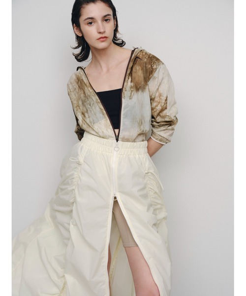 emmi（エミ）の「【emmi atelier】サントーニインナーベアトップ（チューブトップ・レディース・ホワイト/ブラウン/ブラック・FREE）」の17枚目の写真