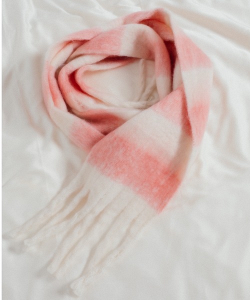 whim(ウィム)の「【NEW】Chiffon border muffler(マフラー・レディース・グレー/ホワイト×ピンク/グレー×ピンク・FREE)」の5枚目の写真