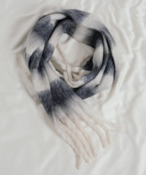 whim(ウィム)の「【NEW】Chiffon border muffler(マフラー・レディース・グレー/ホワイト×ピンク/グレー×ピンク・FREE)」の7枚目の写真