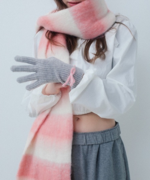 whim(ウィム)の「【NEW】Chiffon border muffler(マフラー・レディース・グレー/ホワイト×ピンク/グレー×ピンク・FREE)」の11枚目の写真