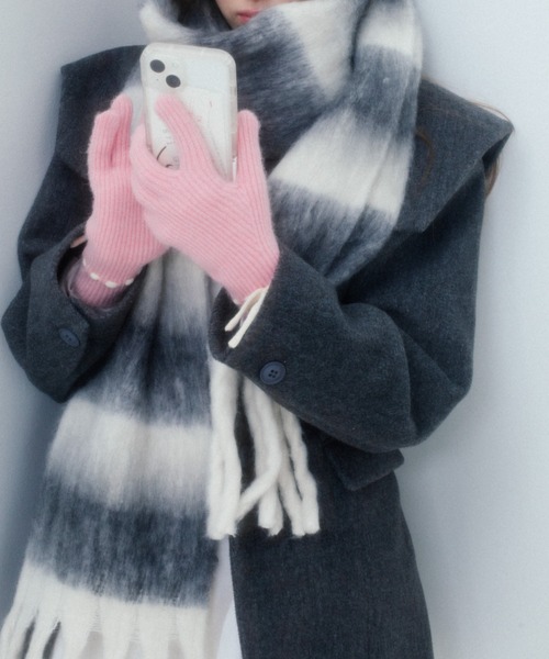 whim(ウィム)の「【NEW】Chiffon border muffler(マフラー・レディース・グレー/ホワイト×ピンク/グレー×ピンク・FREE)」の14枚目の写真