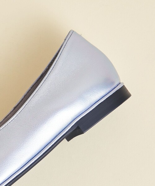 ODETTE E ODILE（オデットエオディール）の「【WEB限定】Vカットピース フラット15●↑（パンプス・レディース・ゴールド/ライトブルー/ブラック/ナチュラル・24.5cm/23.5cm/24cm/23cm/22.5cm/22cm/25cm）」の21枚目の写真