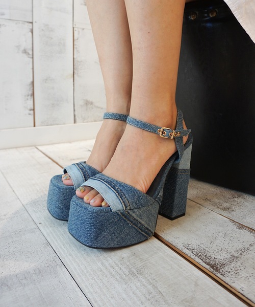 Jeffrey Campbell（ジェフリーキャンベル）の「厚底デニムサンダル（サンダル・レディース・ブルー・38/36/35/37）」の14枚目の写真