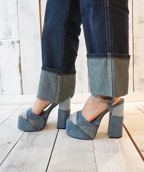 Jeffrey Campbell（ジェフリーキャンベル）の「厚底デニムサンダル（サンダル・レディース・ブルー・38/36/35/37）」の18枚目の写真