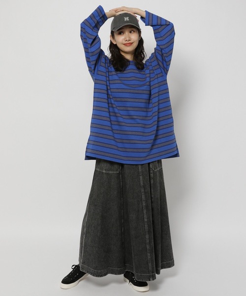 niko and...(ニコアンド)の「COLORマイスターロングTEE(Tシャツ/カットソー・レディース・オフホワイト/ブルー/ホワイト/ピンク/イエロー・BIG(L)/SHORT)」の6枚目の写真