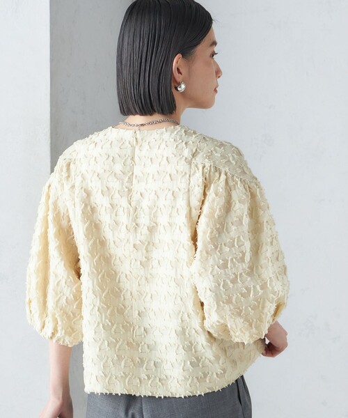 SHIPS(シップス)の「〈手洗い可能〉ジオメタリック カット ジャカード ブラウス 24SS ◇(シャツ/ブラウス・レディース・クリーム/ホワイト/ブラック・ONE SIZE)」の15枚目の写真