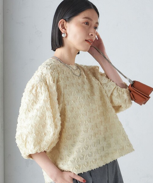 SHIPS(シップス)の「〈手洗い可能〉ジオメタリック カット ジャカード ブラウス 24SS ◇(シャツ/ブラウス・レディース・クリーム/ホワイト/ブラック・ONE SIZE)」の13枚目の写真