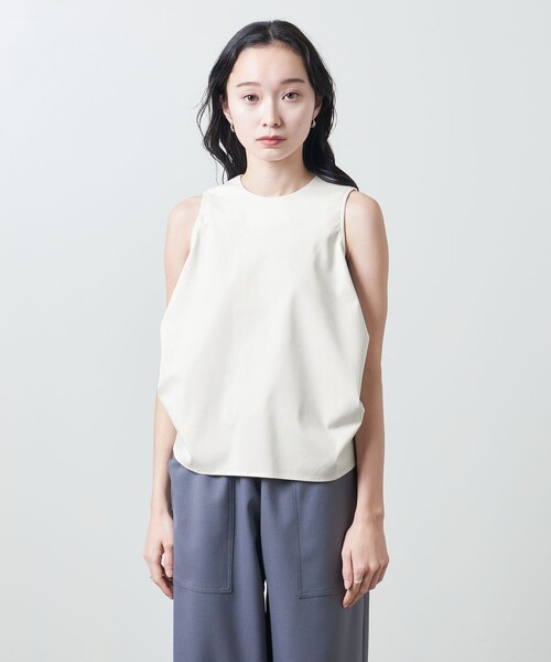 MARW UNITED ARROWS（マルゥ ユナイテッドアローズ）の「＜MARW UNITED ARROWS＞サイド タック ノースリーブブラウス（シャツ/ブラウス・レディース・ブラック/ホワイト・FREE）」の7枚目の写真