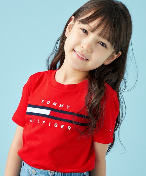 TOMMY HILFIGER（トミーヒルフィガー）の「【90～165cm展開】フラッグリブインサートTシャツ（Tシャツ/カットソー・キッズ・グレー/ベージュ/ネイビー/レッド/ホワイト/ピンク・140cm/150cm/160cm/160-165cm/100cm/110cm/120cm/130cm/90cm/80ｃｍ/70cm）」の6枚目の写真