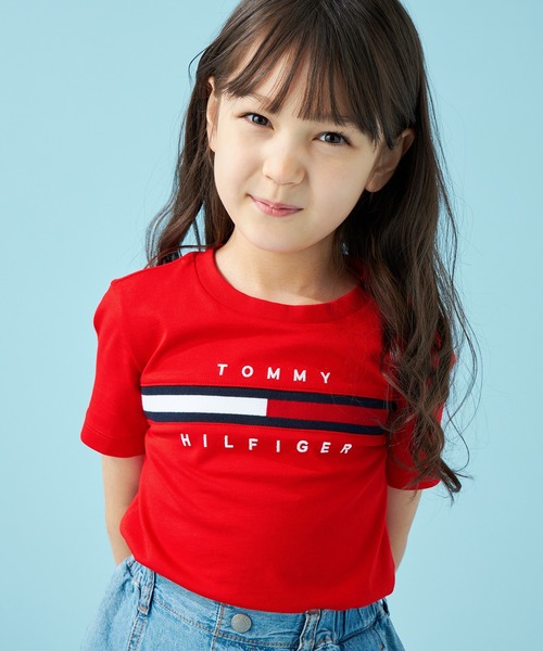 TOMMY HILFIGER（トミーヒルフィガー）の「【90～165cm展開】フラッグリブインサートTシャツ（Tシャツ/カットソー・キッズ・グレー/ベージュ/ネイビー/レッド/ホワイト/ピンク・140cm/150cm/160cm/160-165cm/100cm/110cm/120cm/130cm/90cm/80ｃｍ/70cm）」の13枚目の写真