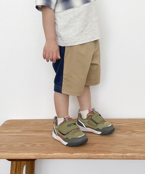 COMME CA ISM(コムサイズム)の「ドッキンググルカパンツ(ベビーサイズ)(その他ベビー用品・キッズ・カーキ系/ブルー系その他/ベージュ系その他/ブラック系その他・80-90cm)」の1枚目の写真