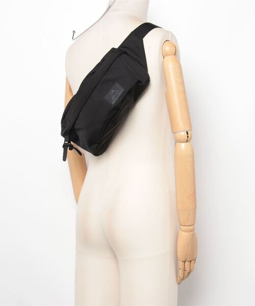 GREGORY(グレゴリー)の「STANDARD WAISTPACK / スタンダードウエストパック / コーデュラバリスティックブラック(ボディバッグ/ウエストポーチ・メンズ・ブラック系その他・FREE)」の5枚目の写真