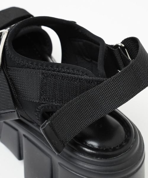 repipi armario（レピピ アルマリオ）の「ベルトアツゾコサンダル（サンダル・キッズ・ゼブラ/シルバー/グレー/ブラック・MEDIUM/SMALL/LARGE）」の14枚目の写真