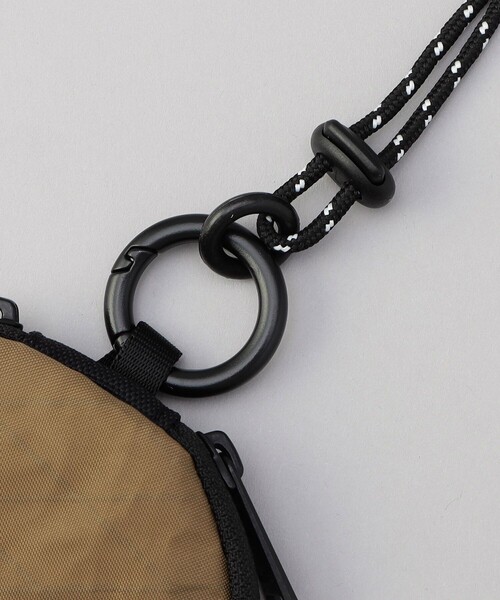 WILD THINGS（ワイルドシングス）の「WILDTHINGS/ワイルドシングス CIRCLE NECK WALLET / サークルネック ウォレット（財布・メンズ・オリーブ/ブラック/ベージュ・ONE SIZE）」の6枚目の写真